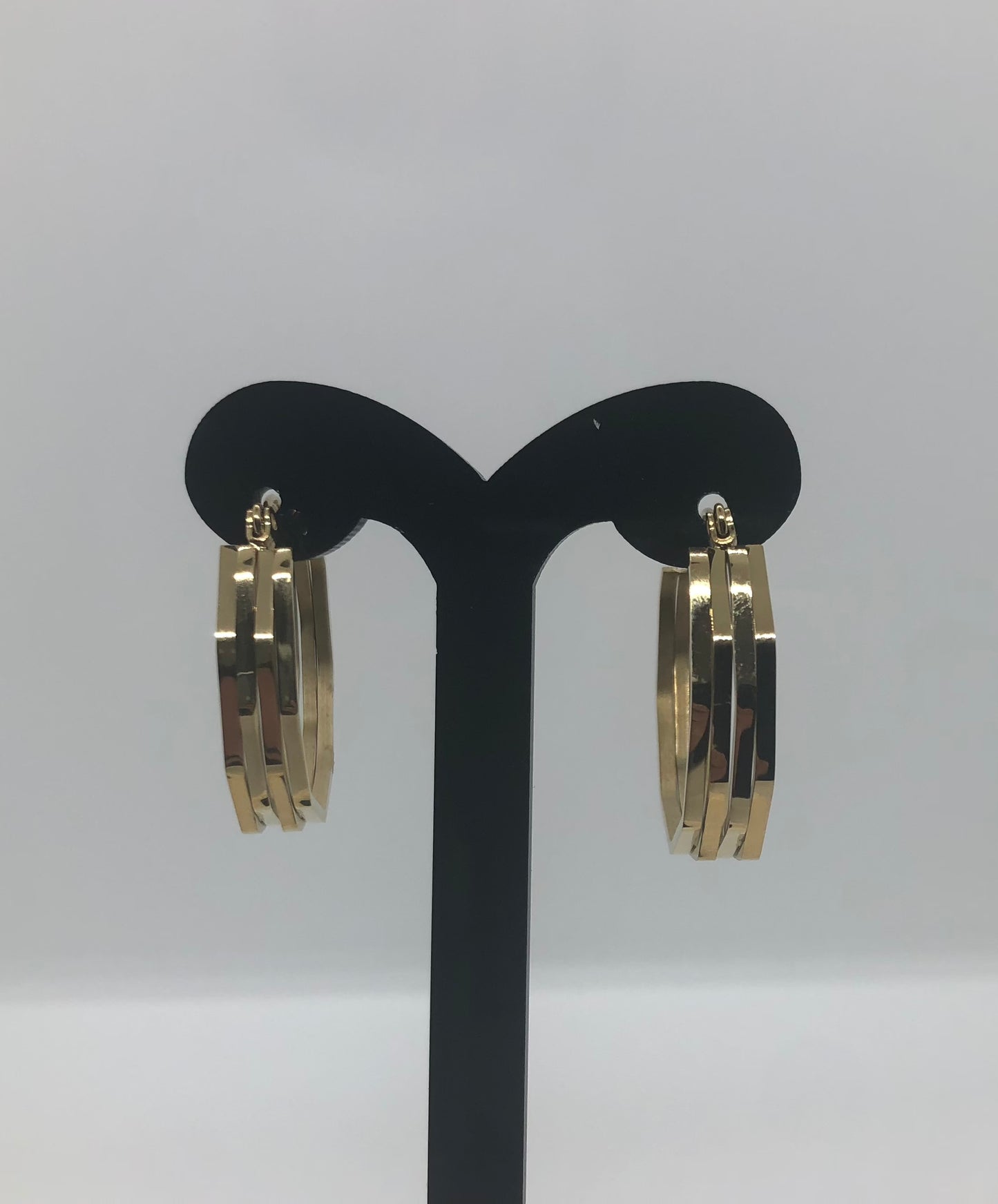 Aretes